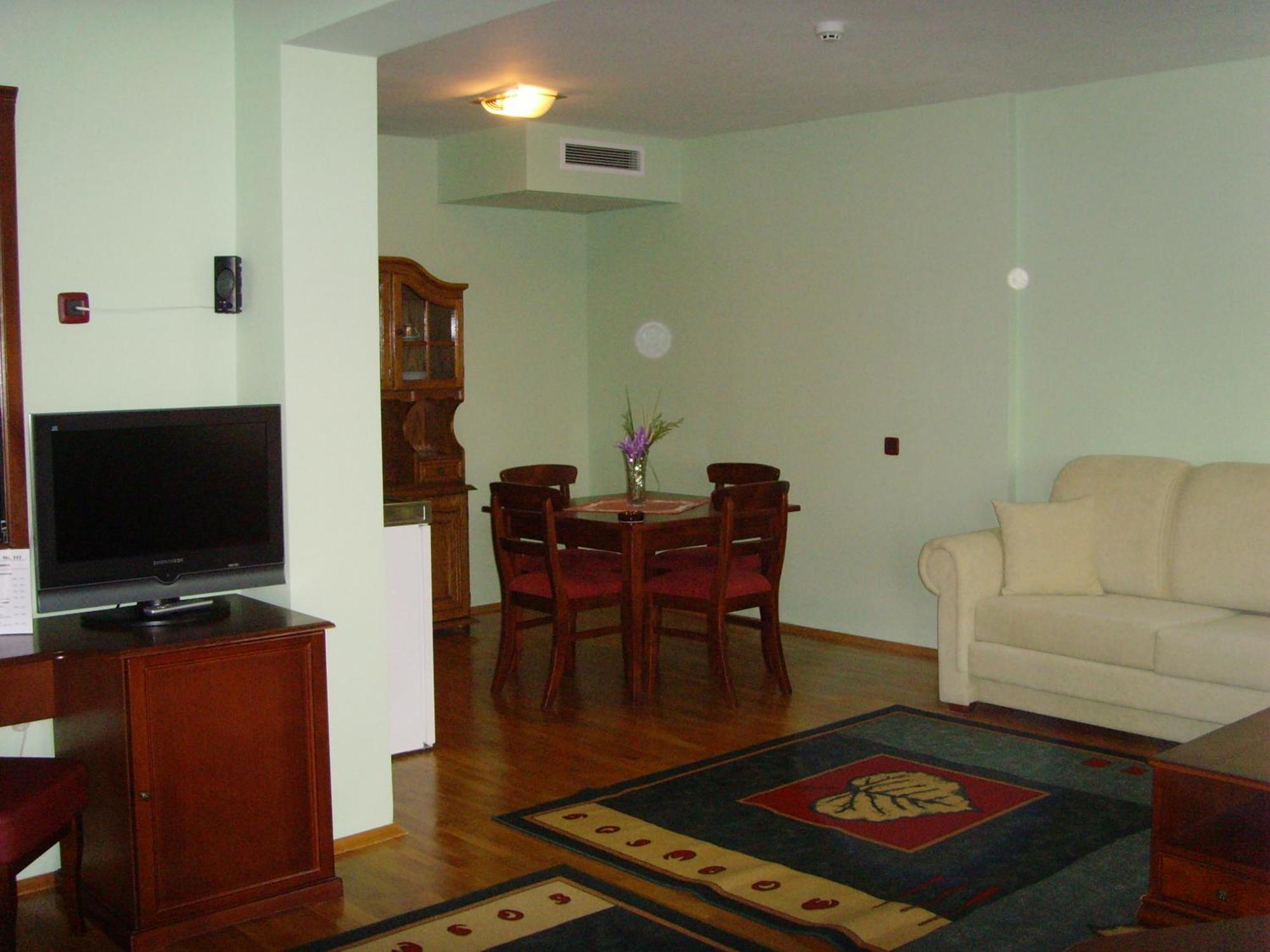 Meridian Hotel Bolyarski Veliko Tarnovo Eksteriør billede