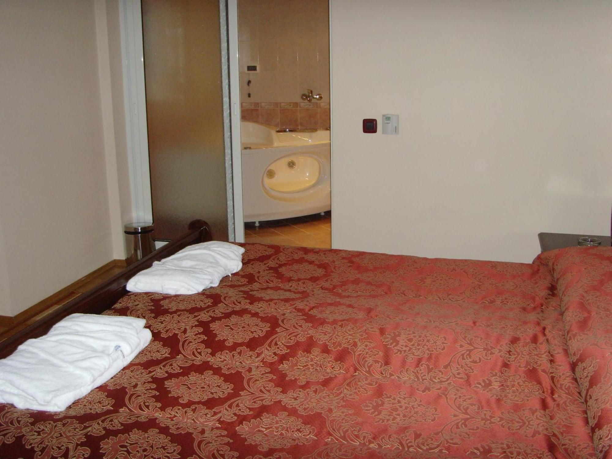 Meridian Hotel Bolyarski Veliko Tarnovo Eksteriør billede