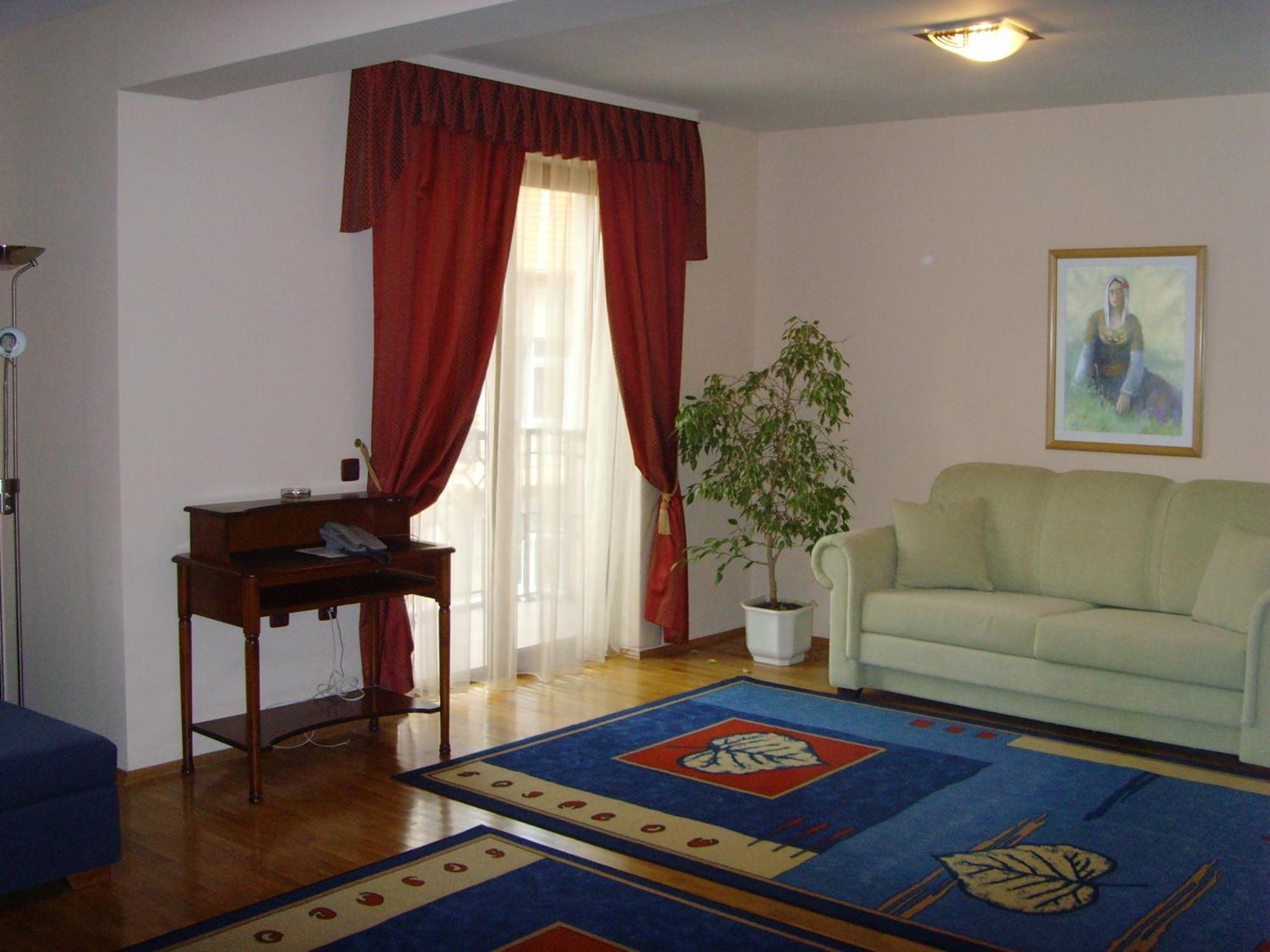 Meridian Hotel Bolyarski Veliko Tarnovo Eksteriør billede